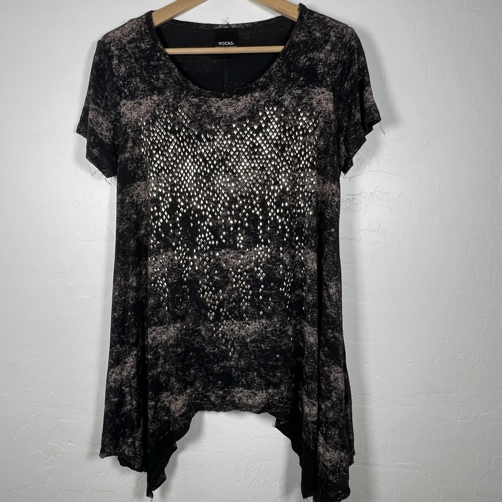 Vocal Top Women's Embellished Grunge Top Metal Accents Size Large
